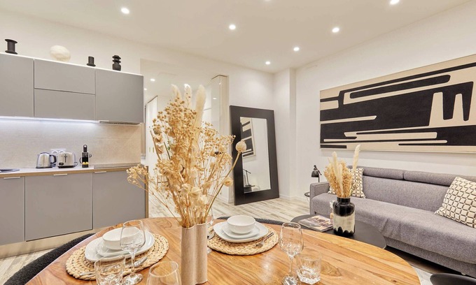 Quartier des Invalides Apartment | Superb Apartment Invalides St Germain des Pres