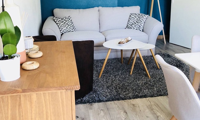 Begles Apartment | Superb renovated T2 of 45m2, swimming pool and enclosed parking, Tram C nearby