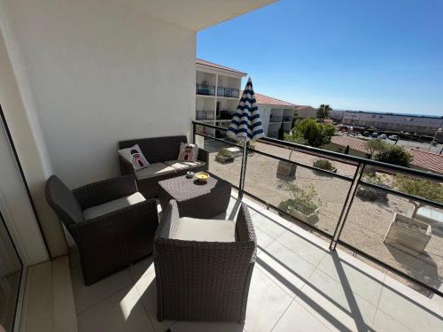 Saint-Pierre-la-Mer Apartment | Superbe appartement à Saint Pierre la Mer
