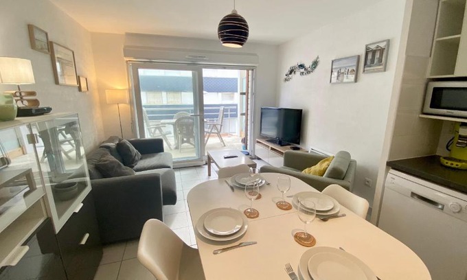 Fort-Mahon-Plage Apartment | Superbe apt cosy, 50m de la plage, 4 pers, vue côté mer