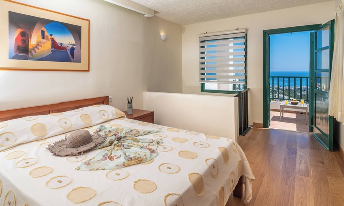 Piskopiano Hotel | Superior 2 Bedroom Sea View Apartment, Kalimera Village
