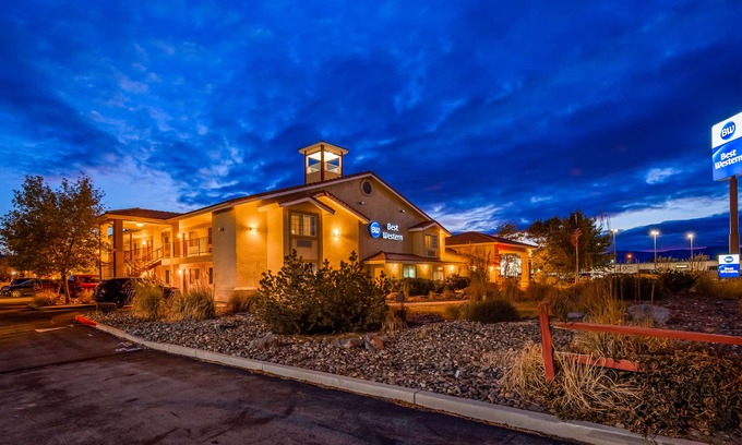 Fernley Hotel | SureStay Hotel By Best Western Fernley