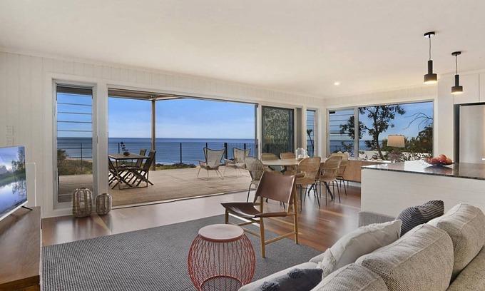 Killcare House | Surfside by HolidayCo.