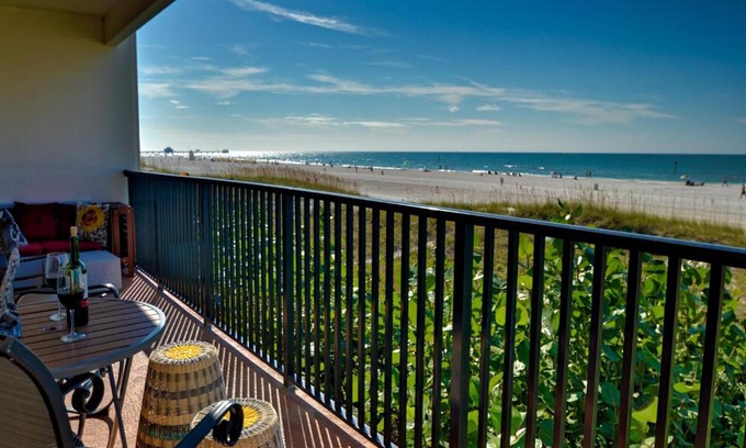 Clearwater Beach Apartment | Surfside Condos 202