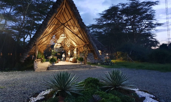 Athi River Cabin | Swara Acacia Lodge