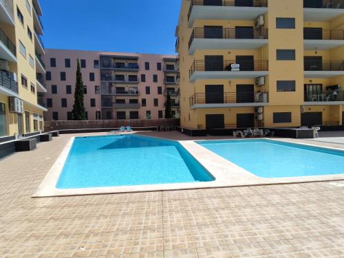 Armacao de Pera Apartment | T3 RC Navegantes - Casas & Papeis