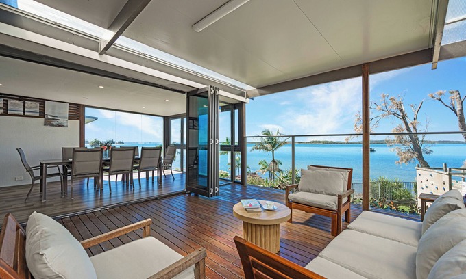 Taren Point House | Taren Point luxury 4Br house with best Bay view
