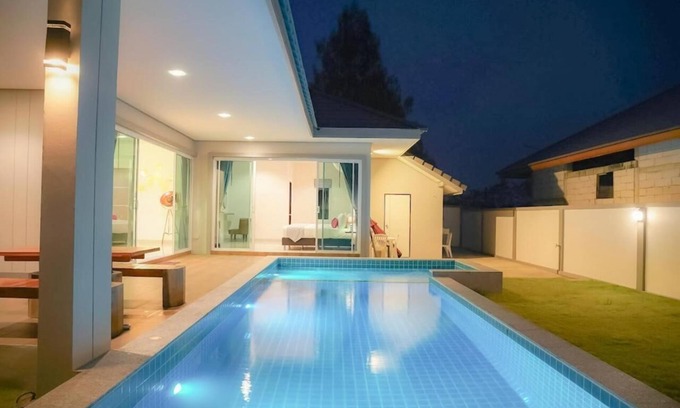 Cha-am Villa | Temmy Pool Villa