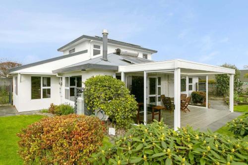 Taupo House | Tempting on Tui - Private home near Taupo CBD