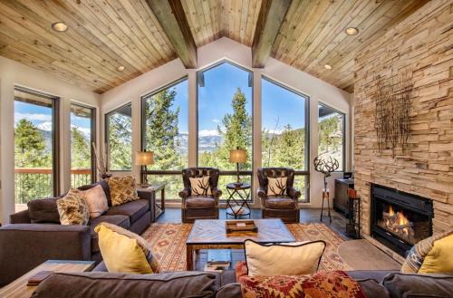 Windcliff Estates House | Terra Furma Home