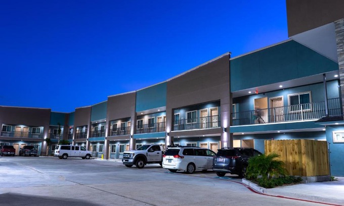 Central City Hotel | Texan Hotel