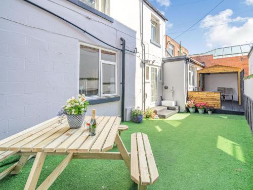 Blackpool Town Center House | The Ascot