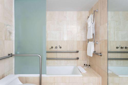 Flamingo/Lummus Hotel | The Astor by LuxUrban, Trademark Collection by Wyndham