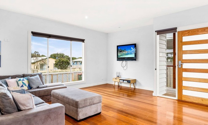 Sunset Strip House | The Bella-Rosa in Sunset Strip