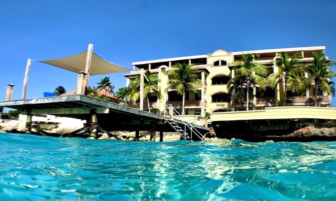 Belnem Apartment | The Bellafonte - Luxury Oceanfront Hotel