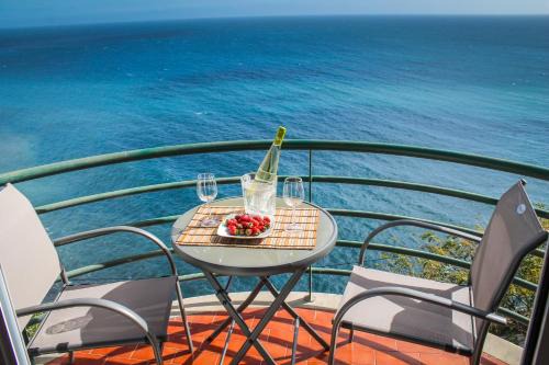 Camara de Lobos Apartment | The Best Atlantic Ocean View