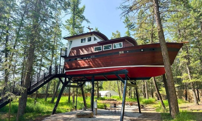 Whitefish Cabin | The Beverly Boat at Montana Treehouse Retreat