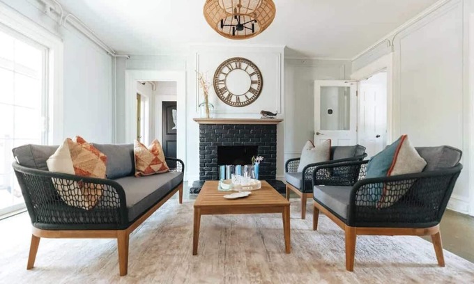 Bellevue Avenue Historic District House | The Breakhouse Newport | Brand New 6BR/8BA Home