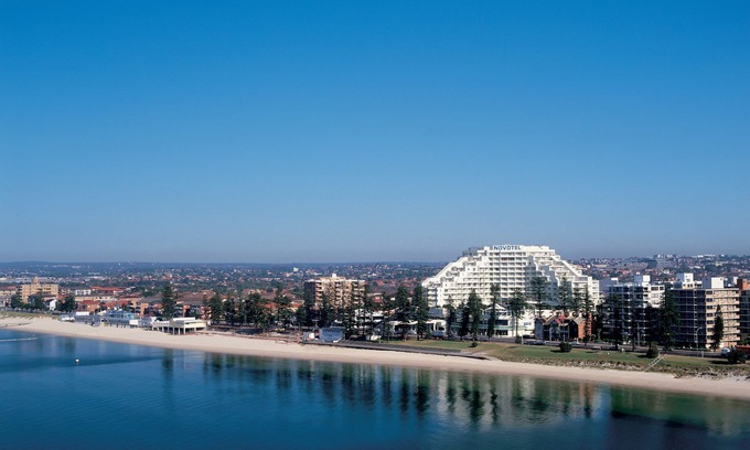 Brighton-le-Sands Hotel | The Brighton Hotel Sydney - MGallery Collection