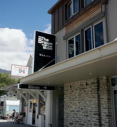 Wanaka Hostel | The Brownston Hostel