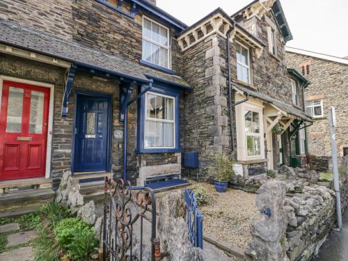Windermere House | The Burrow
