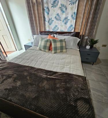 Tunapuna-Piarco Bed & Breakfast | The Carnival Residence at Queens Park Savannah