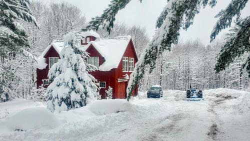 Plymouth House | The Coolidge Barn