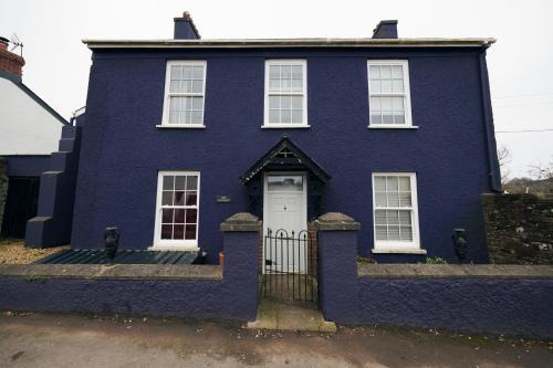 Laugharne House | The Cottage Laugharne