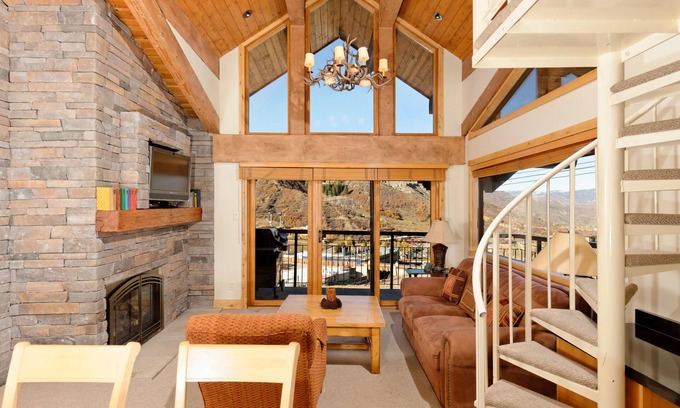 Snowmass Village Apartment | The Crestwood Condominiums