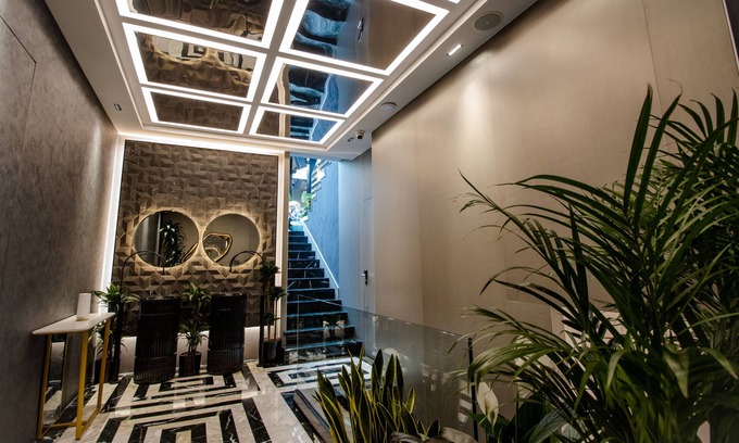 Tirana Hotel | The Crown Boutique Hotel & SPA