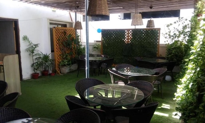 Karachi Hotel | The Elet - Business Hotel