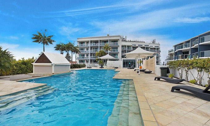 The Entrance Resort | The Entrance Waterfront Apartment 416