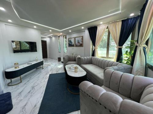 Murree House | The Evergreen cottage Hut2