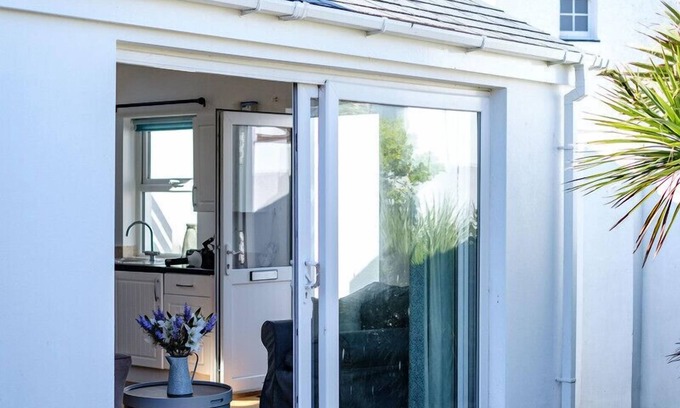 Port Gaverne Cottage | The Folly