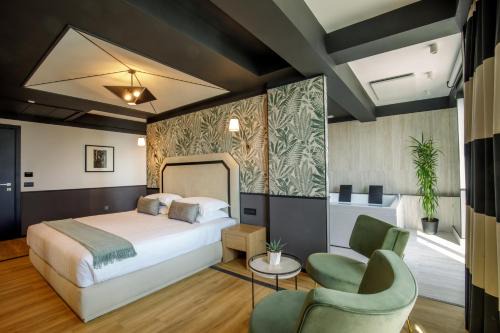 Tor Sapienza Hotel | The Fourth Dimension by Domidea