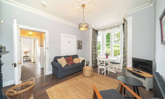Dundee Ski Chalet | The Gate Lodge - Modern & Period, Combined