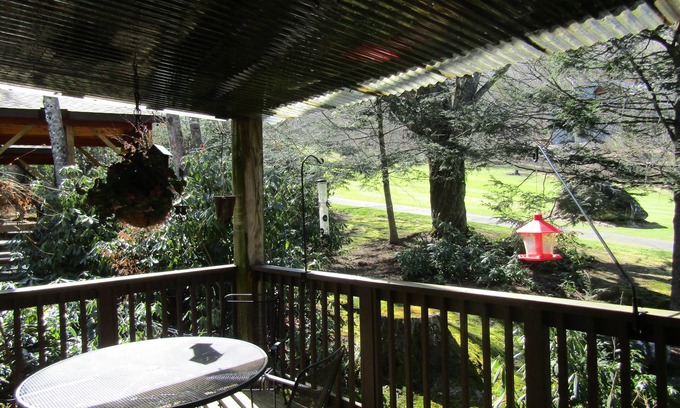 Sugar Mountain Condo | The Glen Ii Unit 59 2 Bedroom Condo by RedAwning