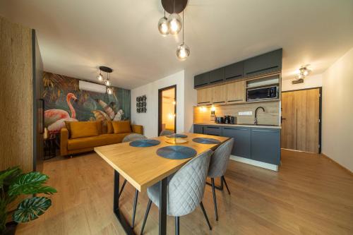 Sutivan Apartment | The Good Place