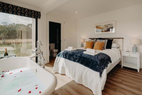 Woodditton Cabin | The Granary Estates