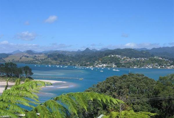 Tairua House | The Great Escape - Tairua Holiday Home