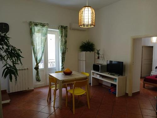 Kalsa Apartment | The Groove Garden