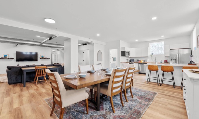 Old North Columbus Apartment | The Hall - 3BD/2.5BA Renovated Church Apt Near OSU