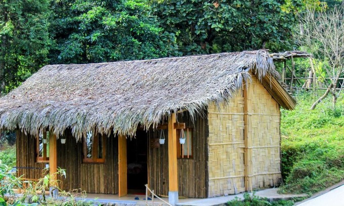 Sa Pa Ski Chalet | The #Happylife Experience Deluxe Bungalow!
