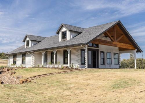 Washington House | The Hideout