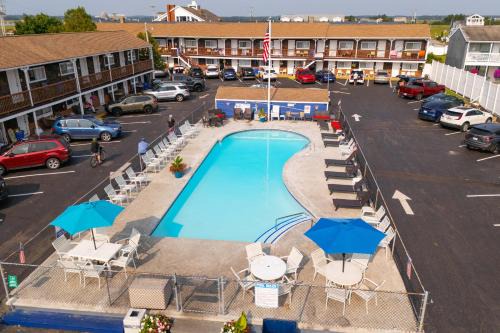 Hampton Hotel | The Janmere Motel