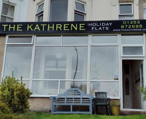 Fleetwood Apartment | The Kathrene