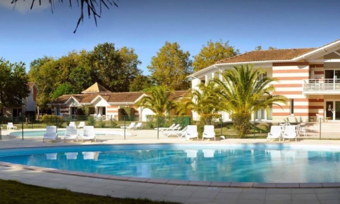 Soulac-sur-Mer Villa | The Lavender Villa of Soulac sur Mer at Domaine Des Sables