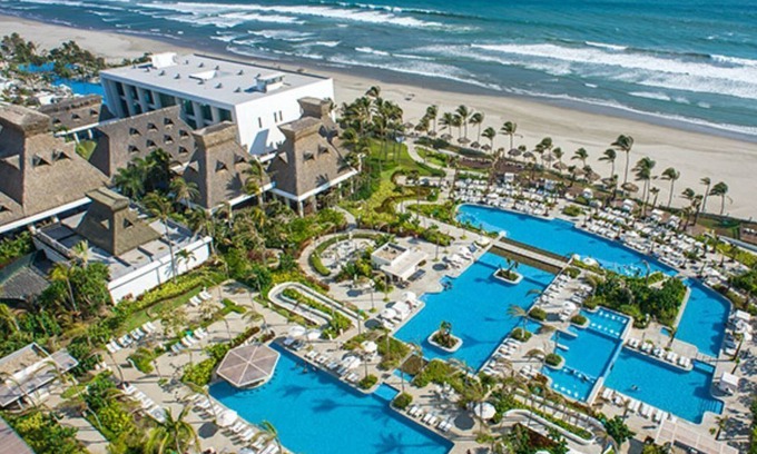 Playa Diamante Apartment | The Mayan Palace Acapulco