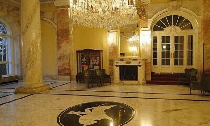 Bad Gastein Apartment | The most beautiful house of the Belle Époque 'in Bad Gastein - the Grand Hotel de lÉurope