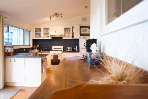 Ventnor House | The Mountainview Hideaway
